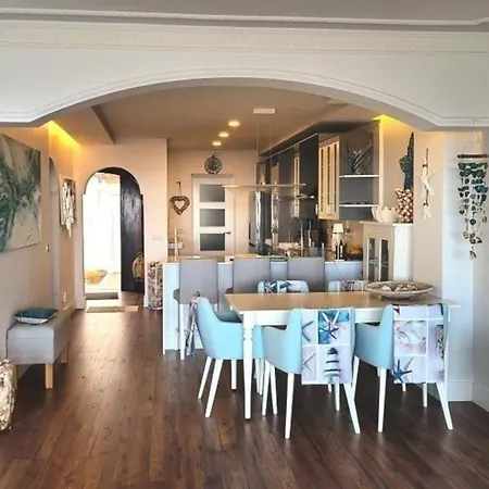 Сasa de vacaciones Modernes Luxus-haus Mit Phantastischem Meerblick, Beheizter Pool Und Wifi *